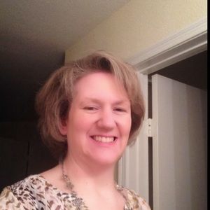 Meet your Posher, Elli